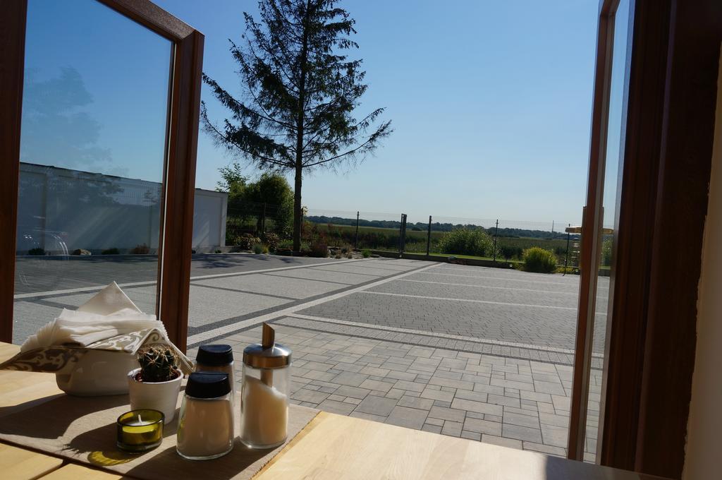 Villa Modlin Airport Nowy Dwor Mazowiecki Exterior photo
